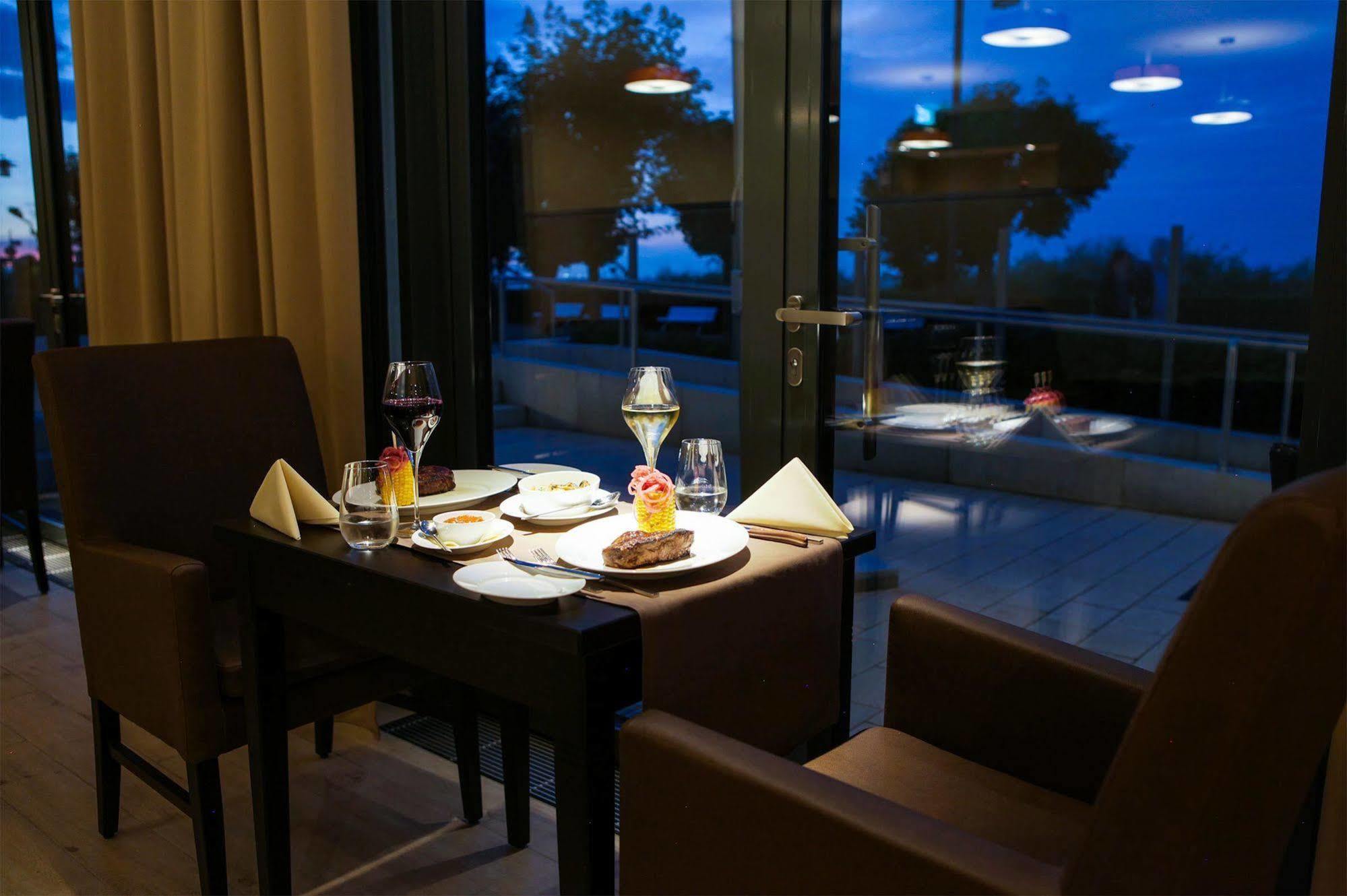 Seetelhotel Kaiserstrand Beachhotel Heringsdorf  Ngoại thất bức ảnh