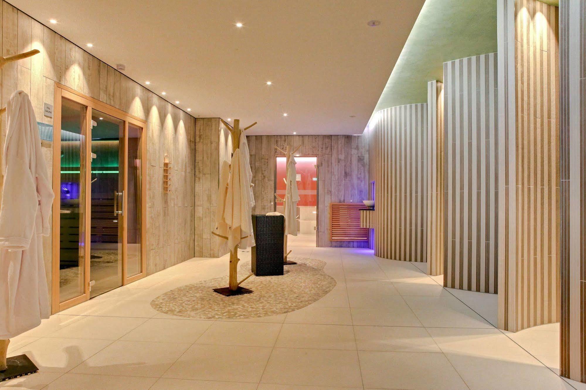 Seetelhotel Kaiserstrand Beachhotel Heringsdorf  Ngoại thất bức ảnh